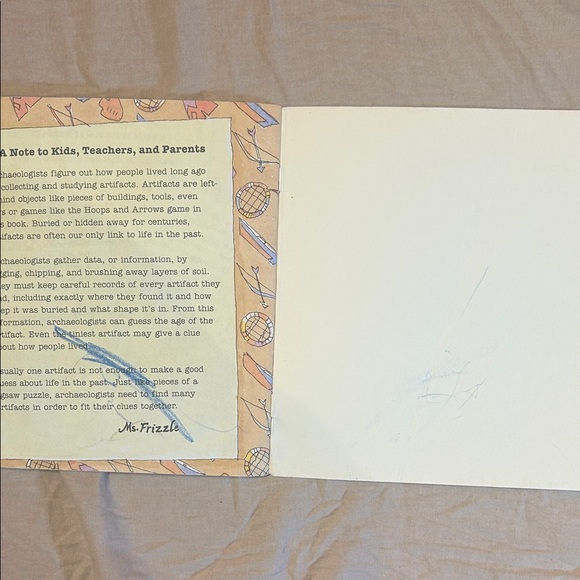 Scholastic The Magic School Bus Archaeology Adventure Book - Picture 3 of 3